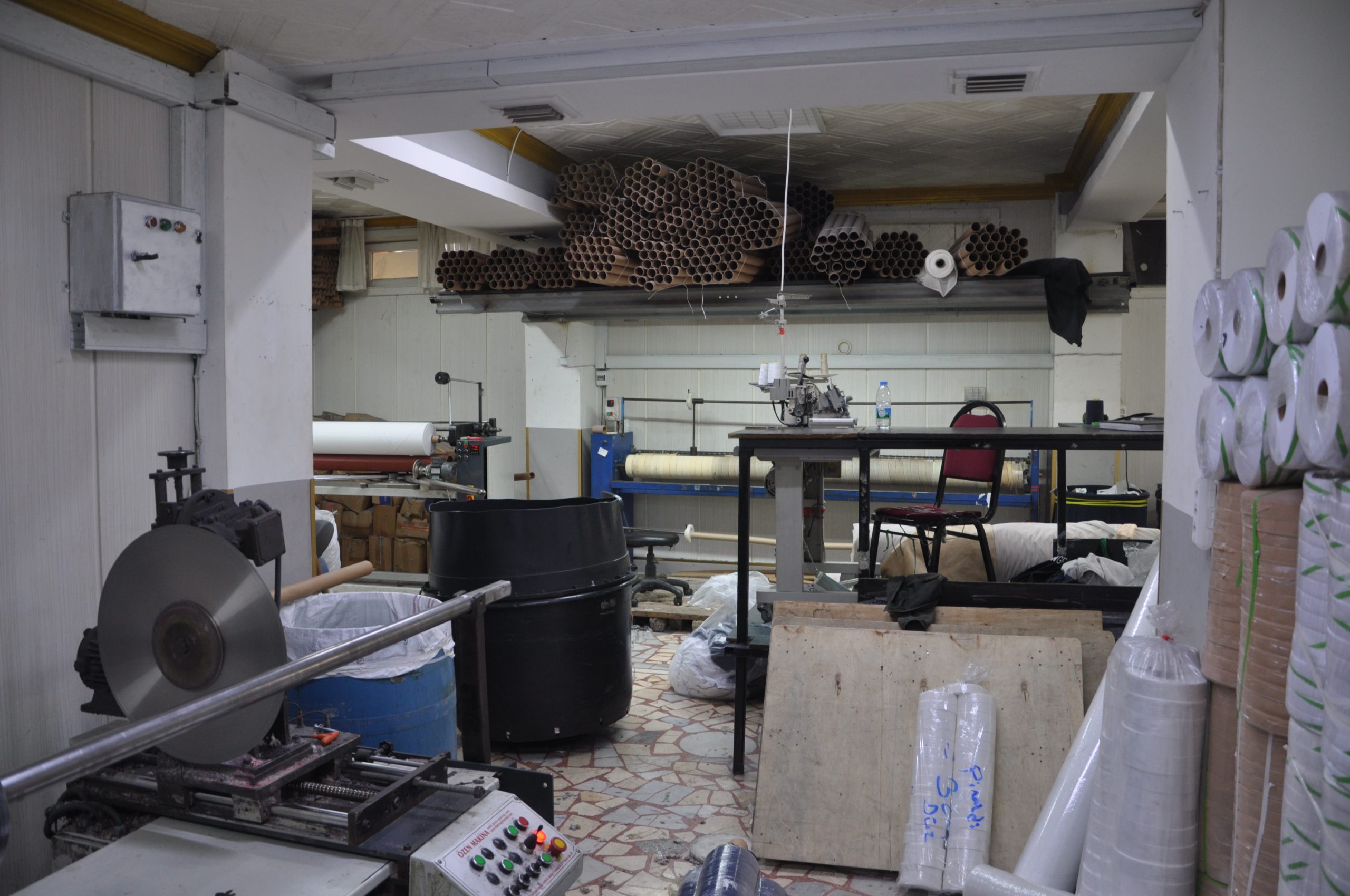 Üçel Biye fabrika üretim süreci - hassas tekstil kesim makineleri ve kalite kontrol